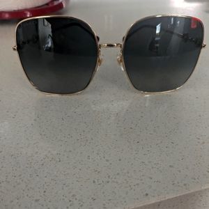 BRAND NEW GENUINE WOMENS GUCCI SUNGLASSES